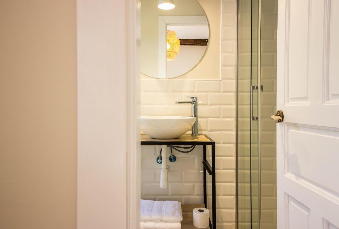 Hostal Lierganes Fluviarium Rooms Eksteriør bilde